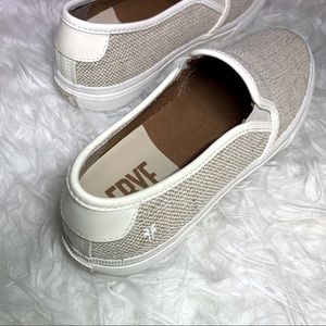Frye Khaki Tan Natural Slip On Loafers Sneakers